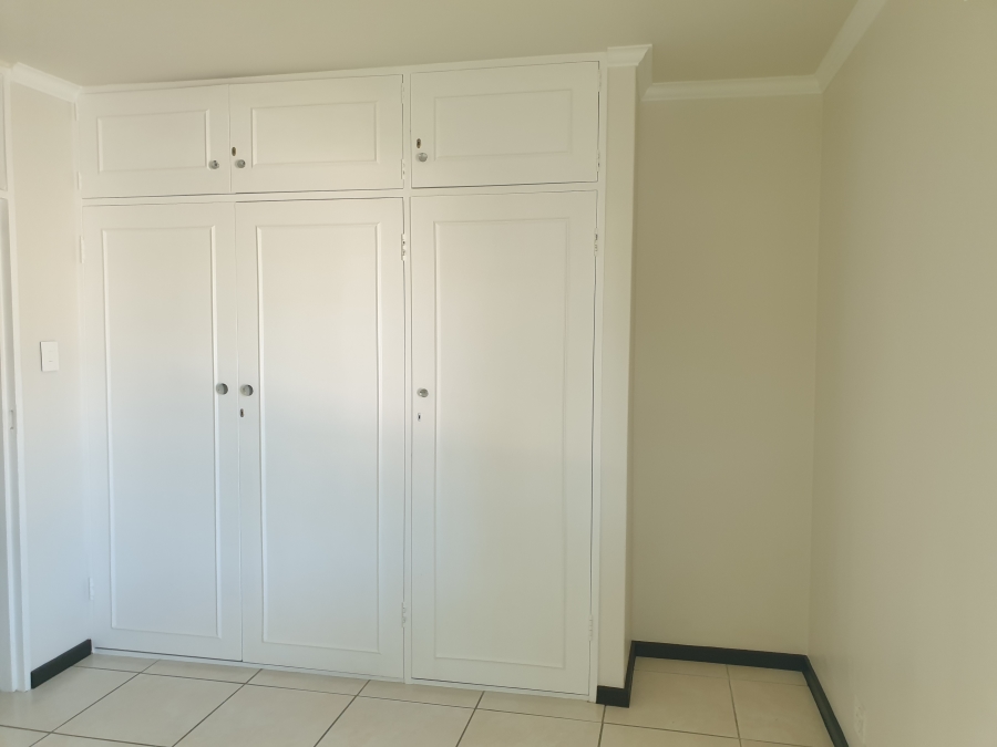 To Let 2 Bedroom Property for Rent in Diep River Western Cape